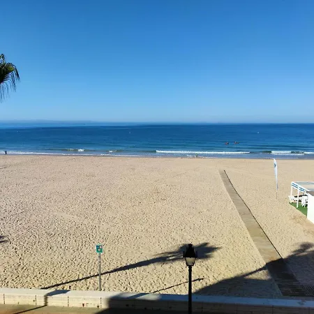 Primera Linea De Playa. Zona Playa Costilla.